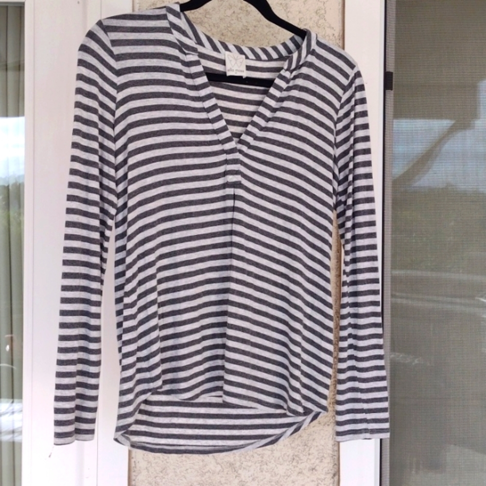 Ella Moss Gray and Light Gray Stripe Rib Knit V Neck Top